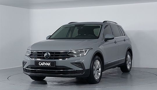 Volkswagen • Tiguan