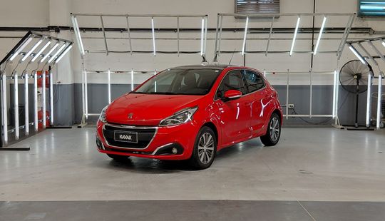 Peugeot • 208