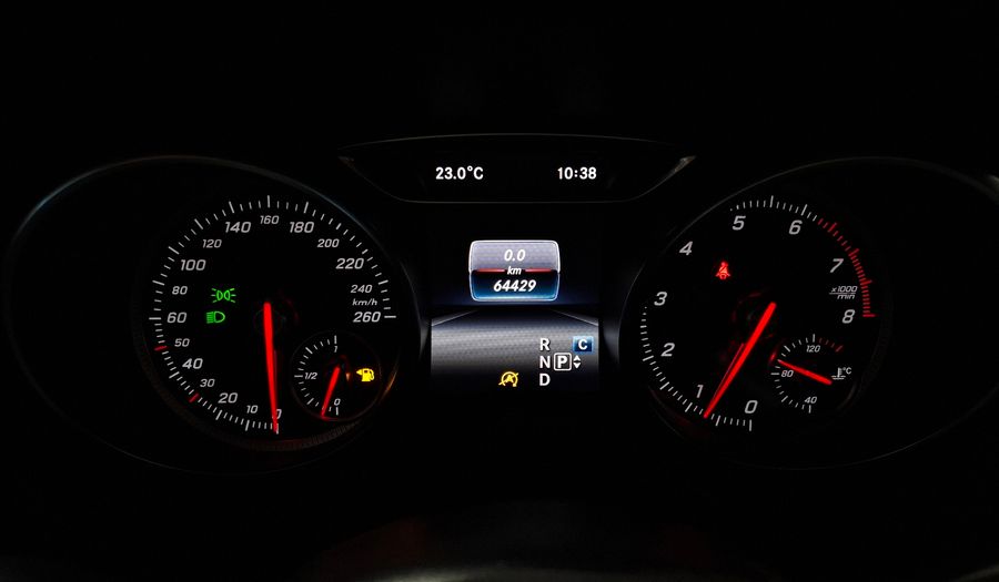 Mercedes Benz Clase A 1.6 A200 URBAN Hatchback 2016