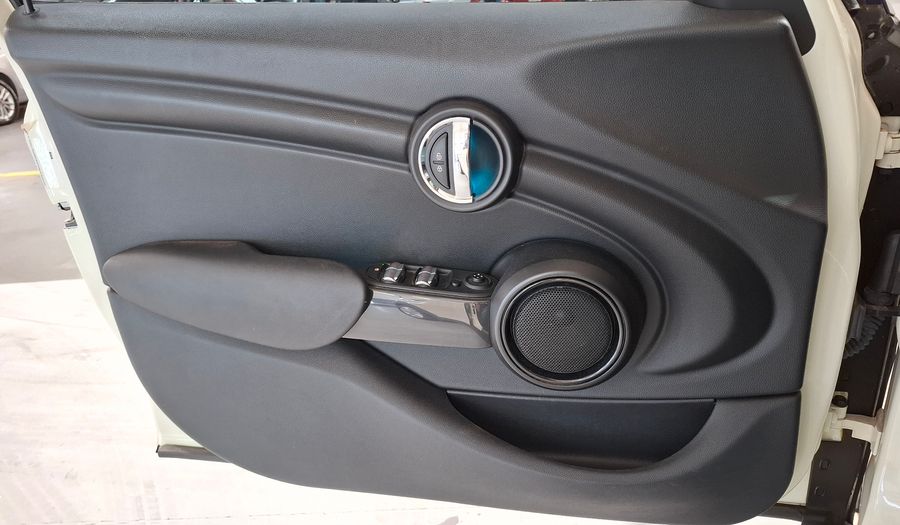 Mini Cooper 1.5 COOPER PEPPER AUTO Hatchback 2018