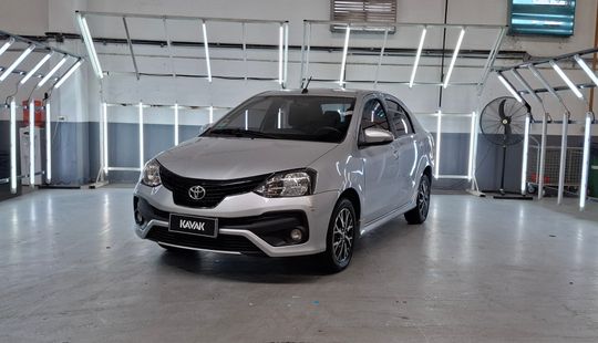 Toyota • Etios
