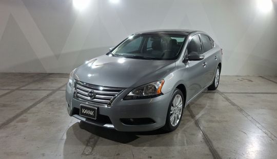 Nissan • Sentra