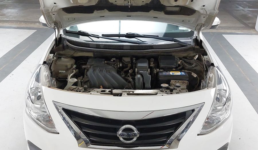 Nissan Versa 1.6 SV CVT Sedan 2019