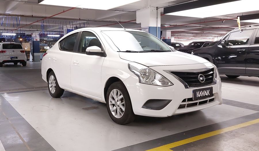 Nissan Versa 1.6 SV CVT Sedan 2019