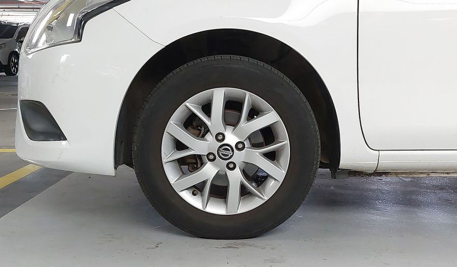 Nissan Versa 1.6 SV CVT Sedan 2019