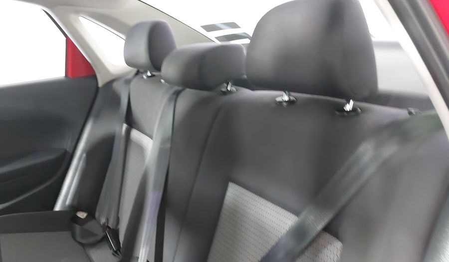 Volkswagen Vento 1.6 ACTIVE TIPTRONIC Sedan 2015