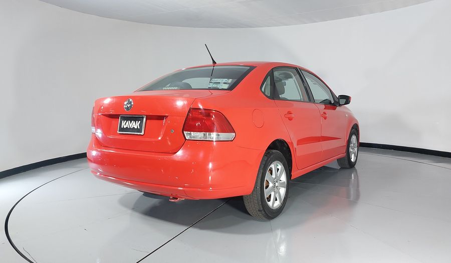 Volkswagen Vento 1.6 ACTIVE TIPTRONIC Sedan 2015