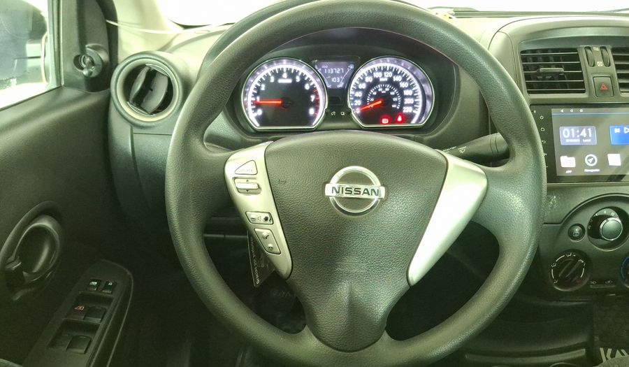 Nissan Versa 1.6 V-DRIVE Sedan 2021