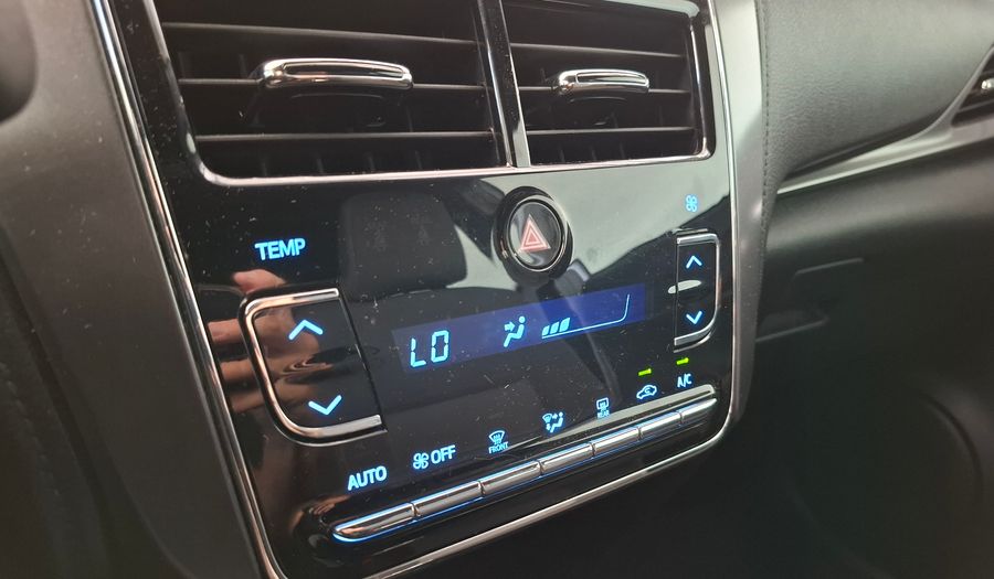 Toyota Yaris 1.5 XLS Hatchback 2023