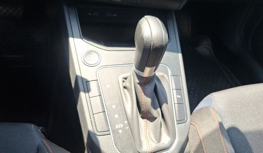 Seat Ibiza 1.6 110 HP AUTO FR Hatchback 2022