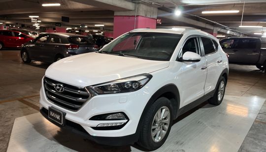 Hyundai • Tucson