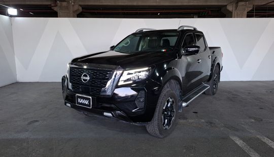 Nissan • Frontier