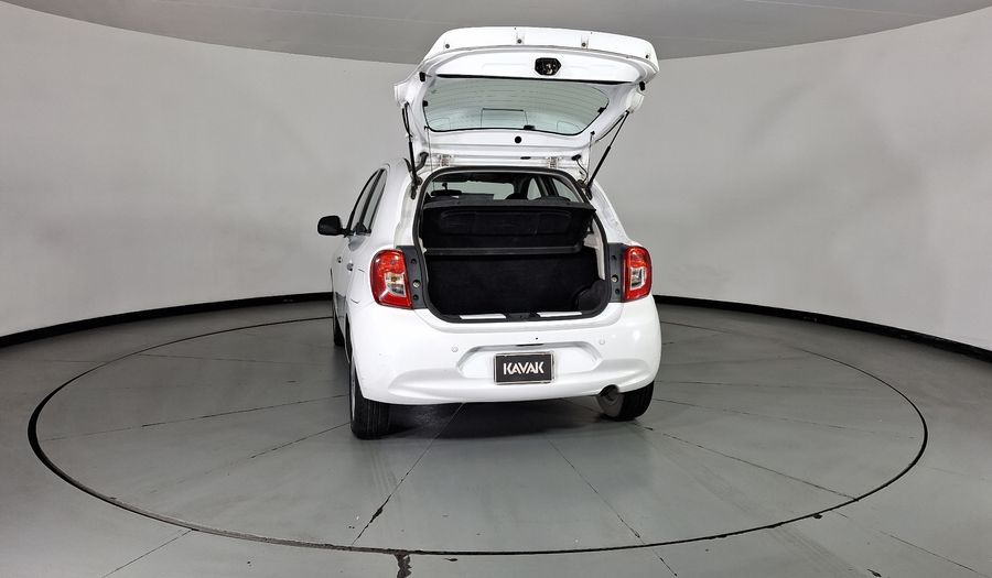 Nissan March 1.6 ADVANCE AT Hatchback 2016