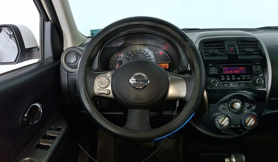 Nissan March 1.6 ADVANCE AT Hatchback 2016