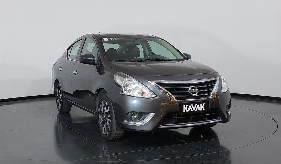 Nissan Versa 1.6 UNIQUE Sedan 2016