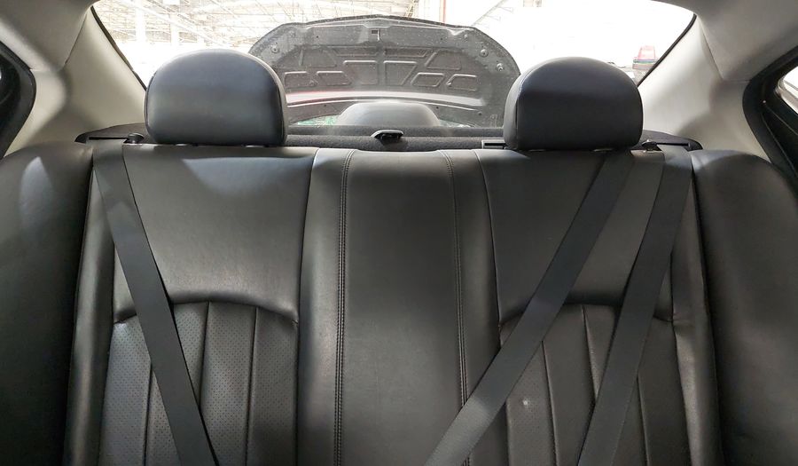 Nissan Versa 1.6 UNIQUE Sedan 2016