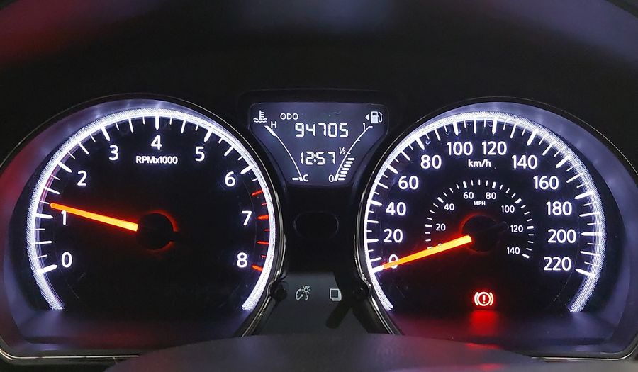 Nissan Versa 1.6 UNIQUE Sedan 2016