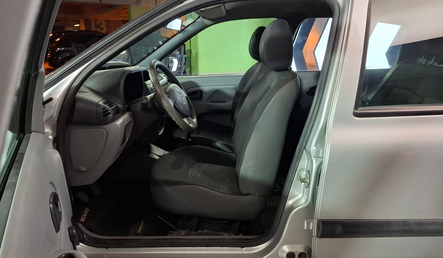 Renault Clio 1.1 PACK Hatchback 2012