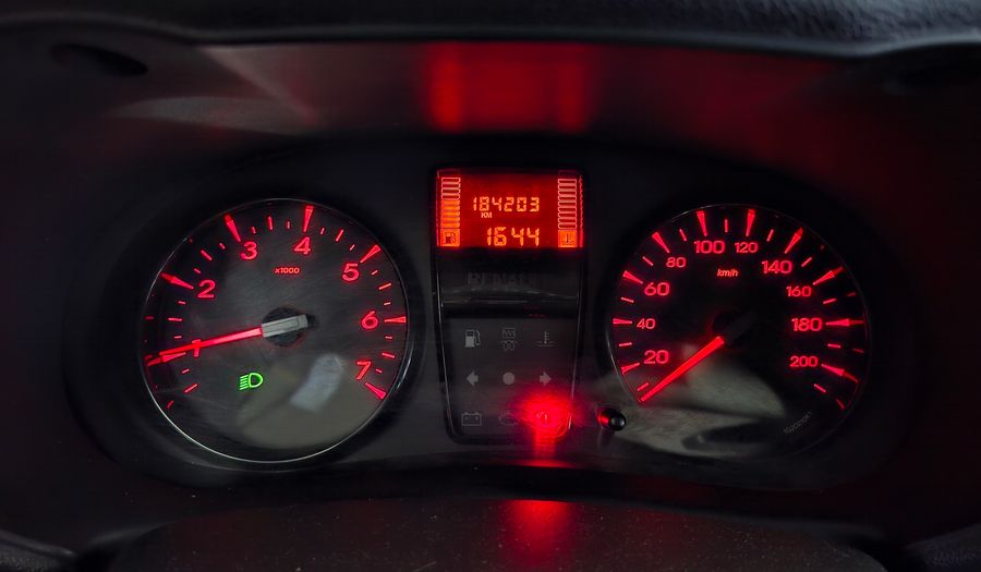 Renault Clio 1.1 PACK Hatchback 2012