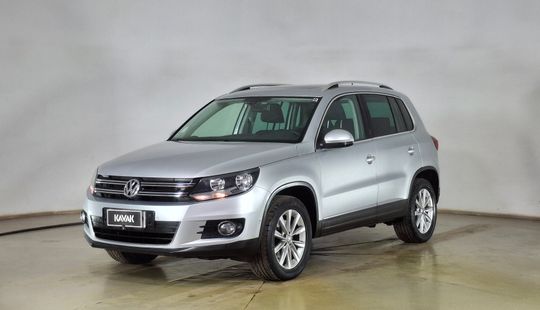 Volkswagen • Tiguan