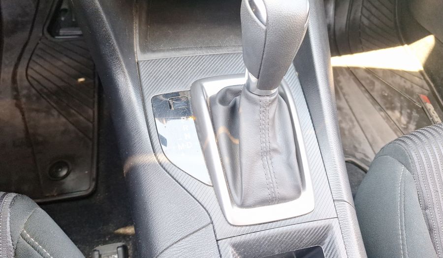 Mazda 3 1.6 S AUTO Sedan 2015