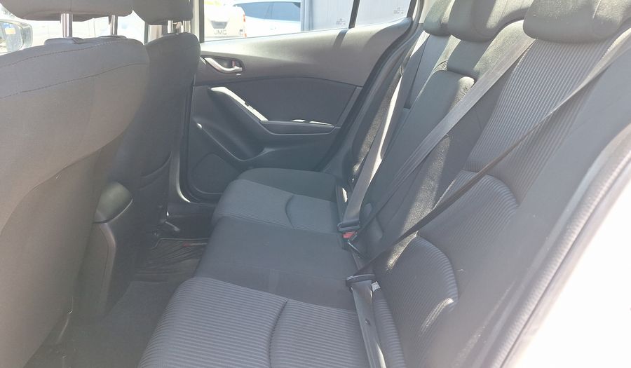 Mazda 3 1.6 S AUTO Sedan 2015