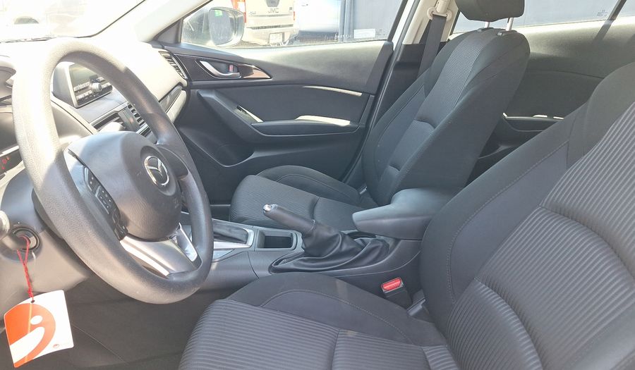 Mazda 3 1.6 S AUTO Sedan 2015