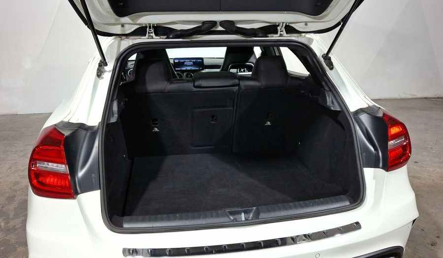 Mercedes Benz Clase Gla 2.0 GLA 250 CGI SPORT Suv 2017