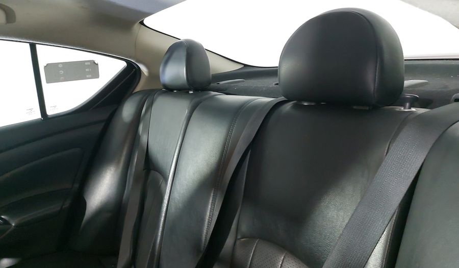 Nissan Versa 1.6 EXCLUSIVE AUTO Sedan 2019