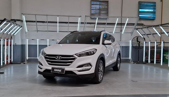 Hyundai • Tucson