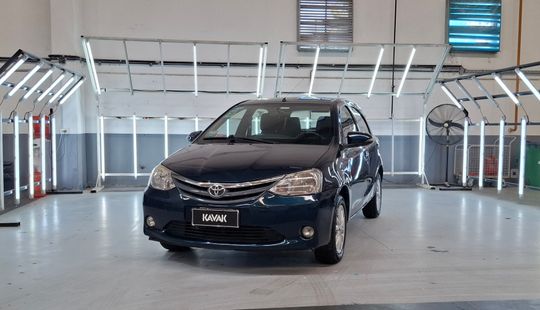 Toyota • Etios