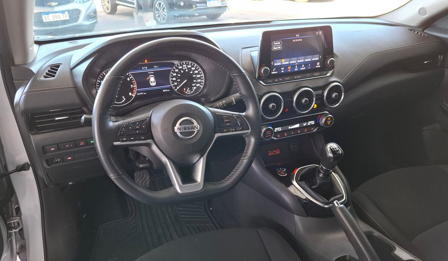 Nissan Sentra 2.0 ADVANCE Sedan 2022