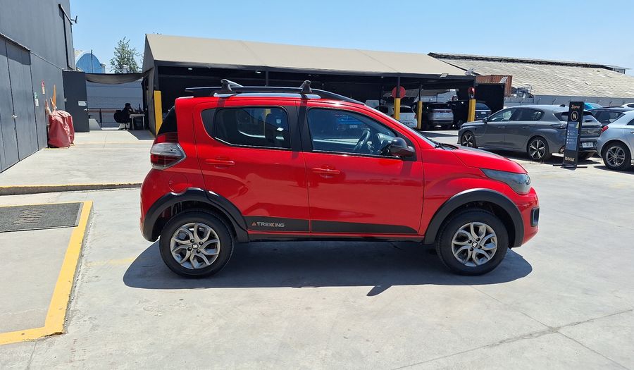 Fiat Mobi 1.0 TREKKING Hatchback 2021