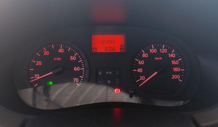 Renault Sandero 1.6 8V PACK Hatchback 2011