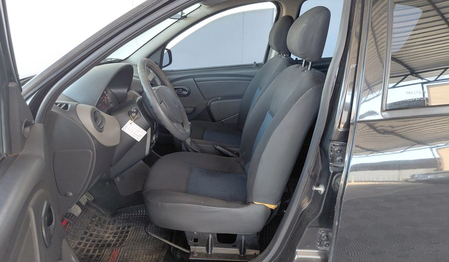 Renault Sandero 1.6 8V PACK Hatchback 2011