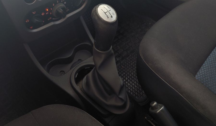 Renault Sandero 1.6 8V PACK Hatchback 2011