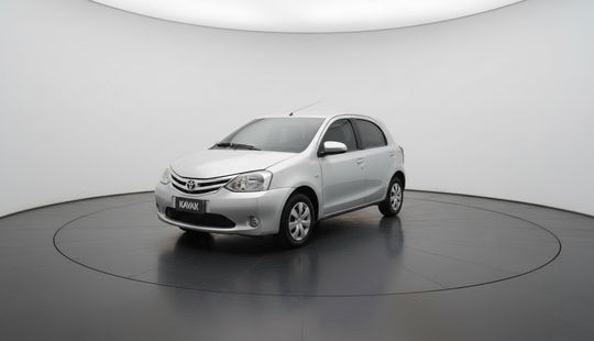 Toyota • Etios