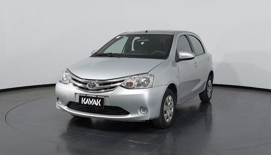 Toyota • Etios