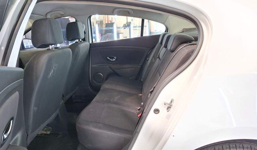 Renault Fluence 1.6 DYNAMIQUE Sedan 2016