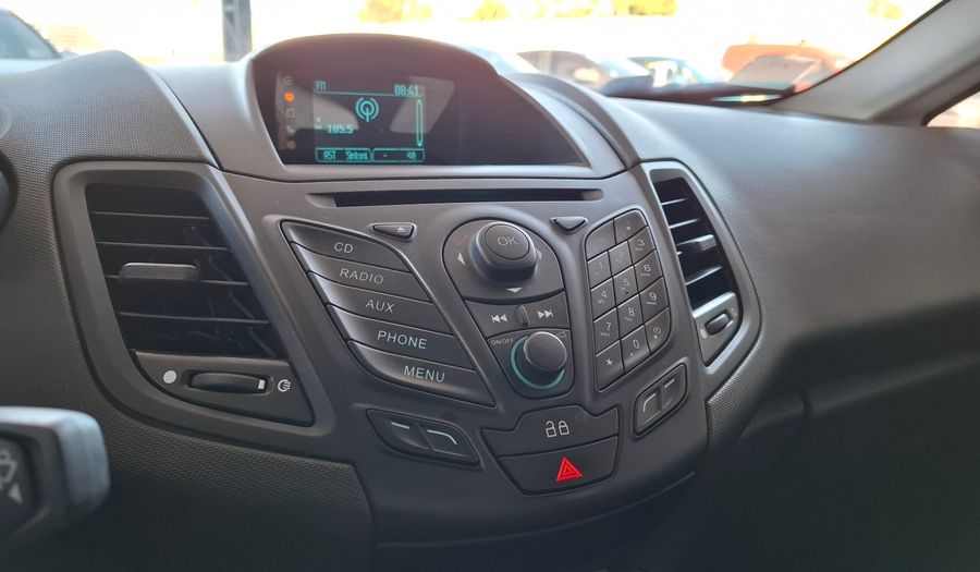 Ford Fiesta Kinetic Design 1.6 S PLUS Hatchback 2016