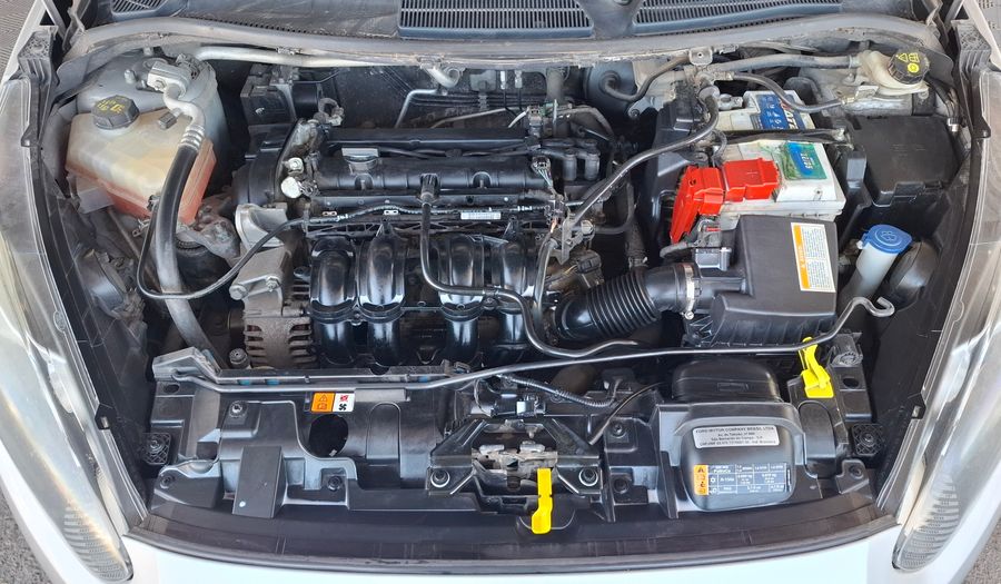 Ford Fiesta Kinetic Design 1.6 S PLUS Hatchback 2016