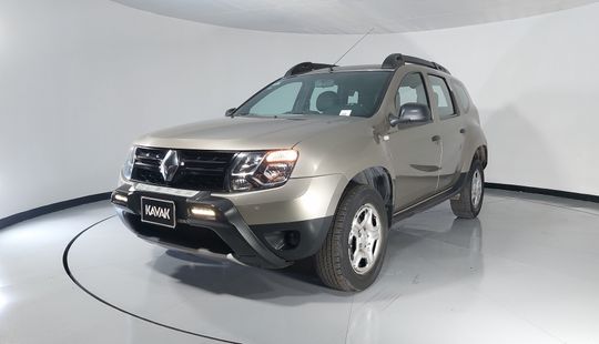 Renault • Duster