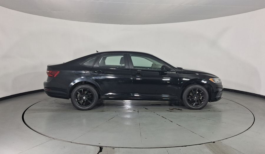 Volkswagen Jetta 1.4 TRENDLINE Sedan 2021