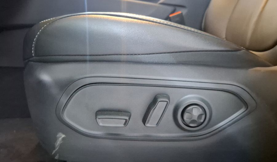 Jeep Grand Cherokee 3.6 L LIMITED V6 AUTO Suv 2025