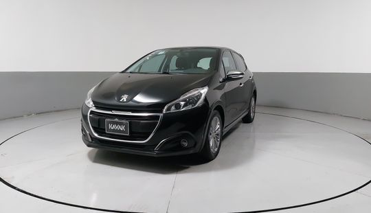 Peugeot • 208
