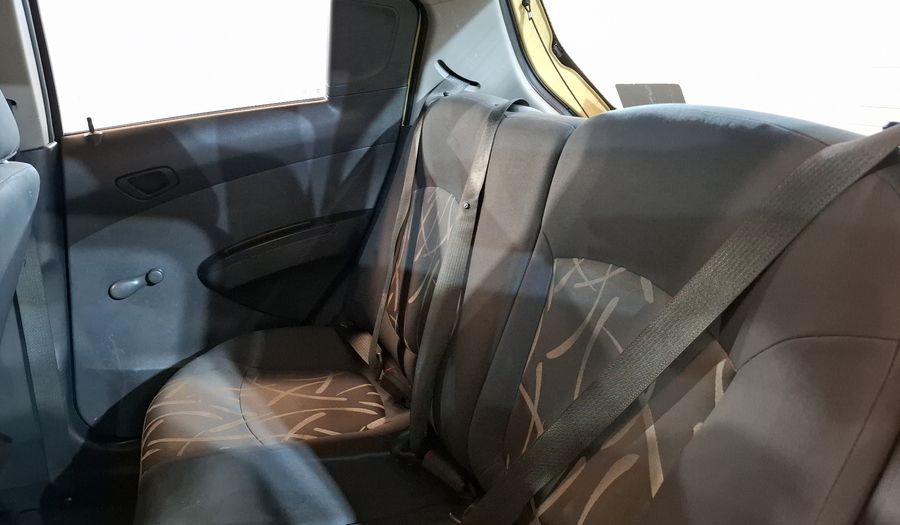 Chevrolet Spark 1.2 LT B MT Hatchback 2015