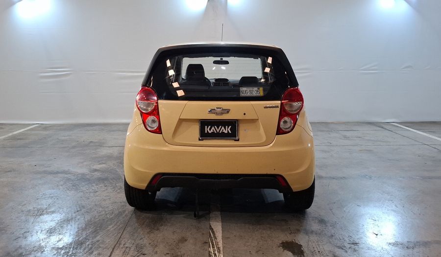 Chevrolet Spark 1.2 LT B MT Hatchback 2015