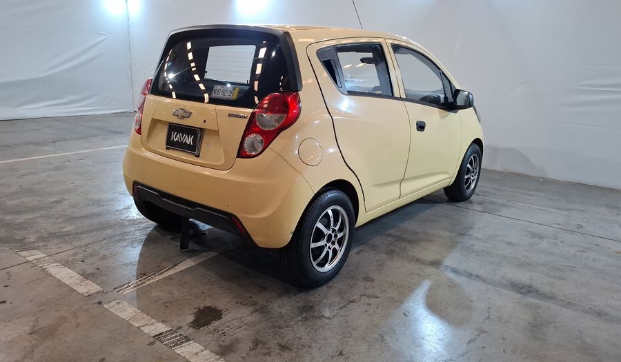 Chevrolet Spark 1.2 LT B MT Hatchback 2015