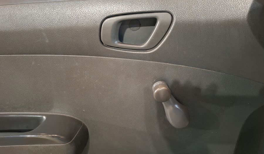 Chevrolet Spark 1.2 LT B MT Hatchback 2015