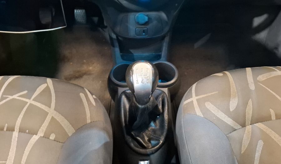 Chevrolet Spark 1.2 LT B MT Hatchback 2015